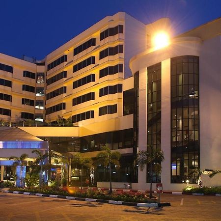 Chon Inter Hotel Chonburi Exterior foto