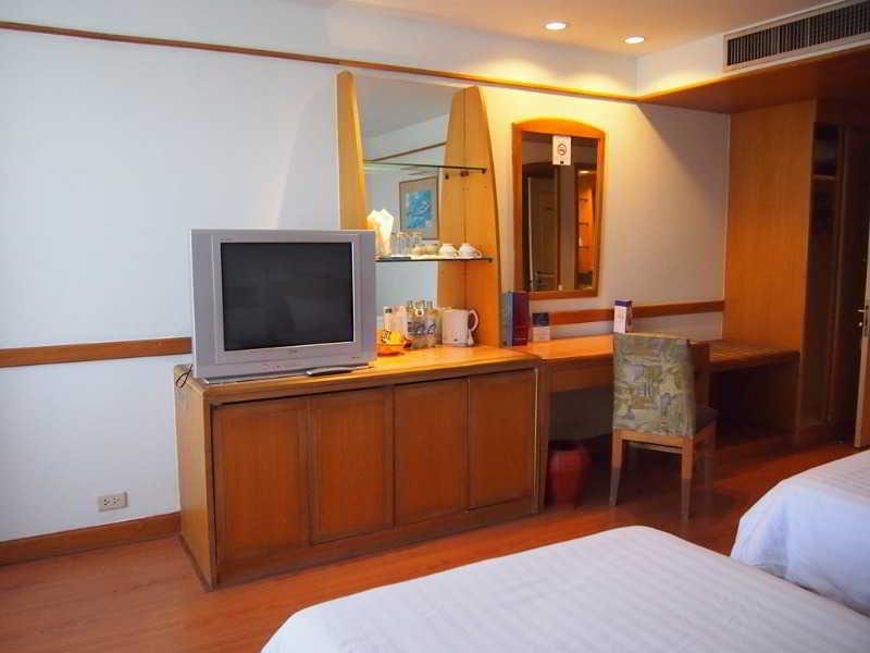 Chon Inter Hotel Chonburi Exterior foto